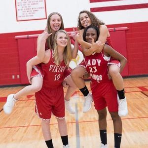 Meet your Posher, Diamond